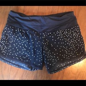 LULULEMON LONG SHORT NAVY BLUE WOMENS 6